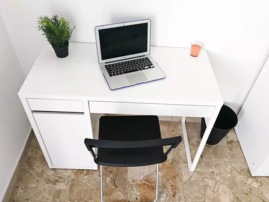 Immagine 5 di Camera in affitto  in Via Francesco Baracca a Firenze