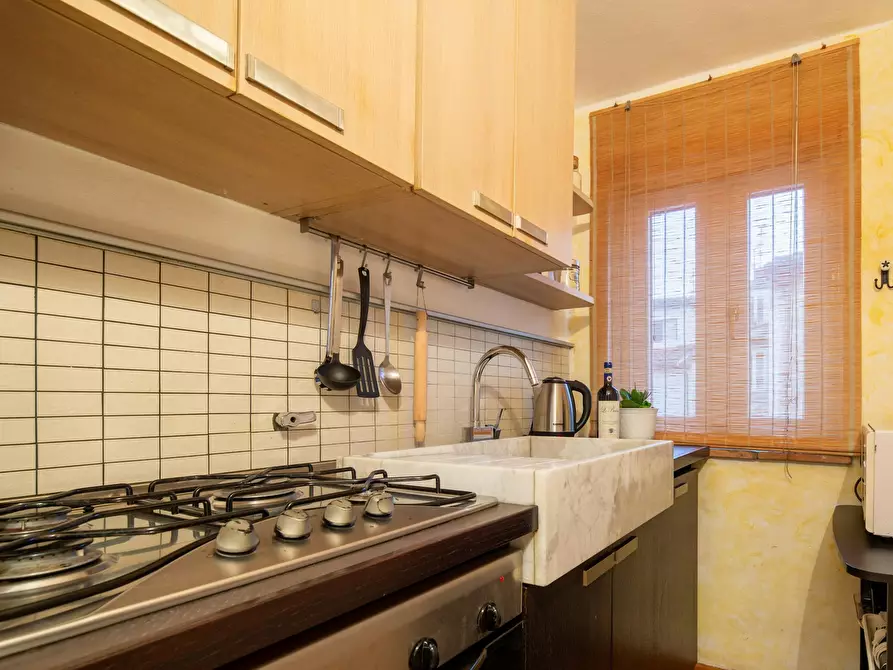 Immagine 10 di Appartamento in affitto  in Via Santa Reparata a Firenze