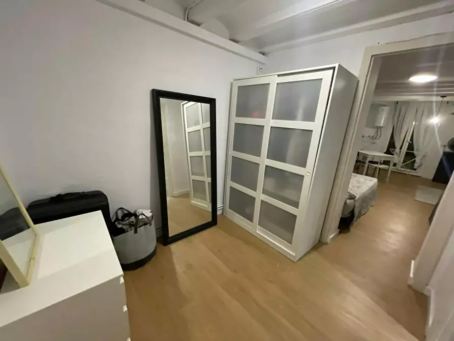 Immagine 4 di Appartamento in affitto  in Carrer de Ferran a Barcelona