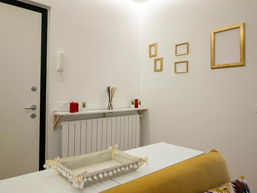 Immagine 4 di Camera in affitto  in Via Giacomo Antonini a Milano