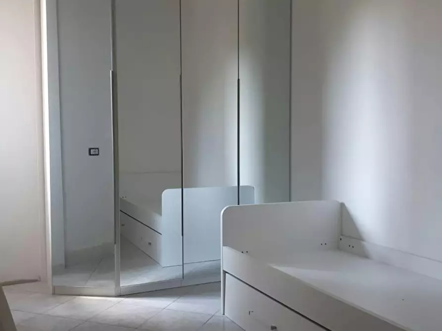 Immagine 2 di Camera in affitto  in Via Bernardino Verro a Milano