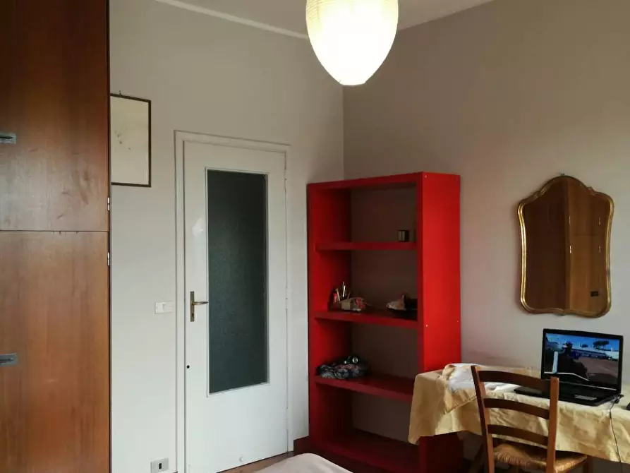 Immagine 10 di Camera in affitto  in Via Bobbio a Torino