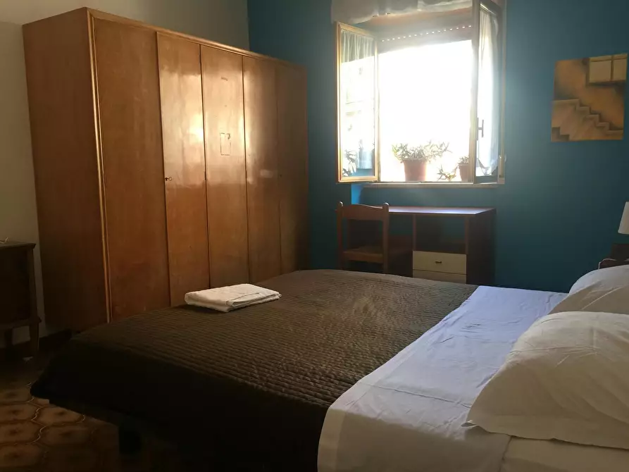 Immagine 2 di Camera in affitto  in Via Salvatore di Giacomo a Catania