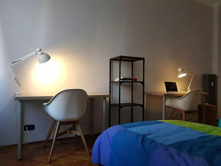 Immagine 3 di Camera condivisa in affitto  in Corso Palermo a Torino