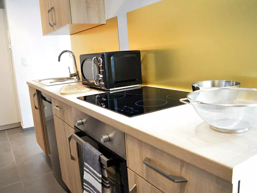 Immagine 5 di Appartamento in affitto  in Rue des Écoles a Gosselies