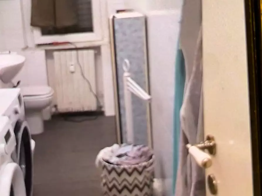 Immagine 5 di Camera condivisa in affitto  in Via Francesco Caracciolo a Milano