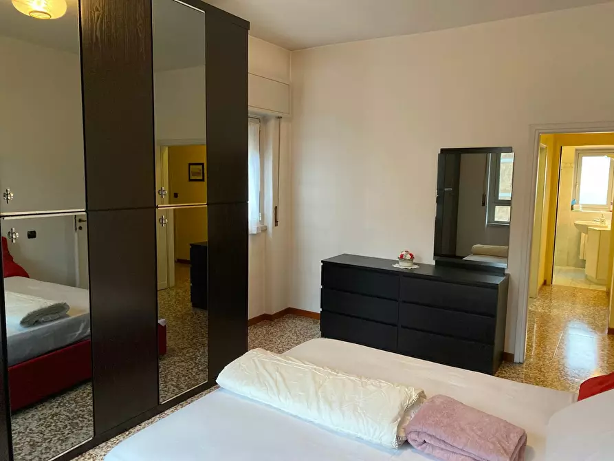 Immagine 3 di Camera in affitto  in Via Emanuele Kant a Milano
