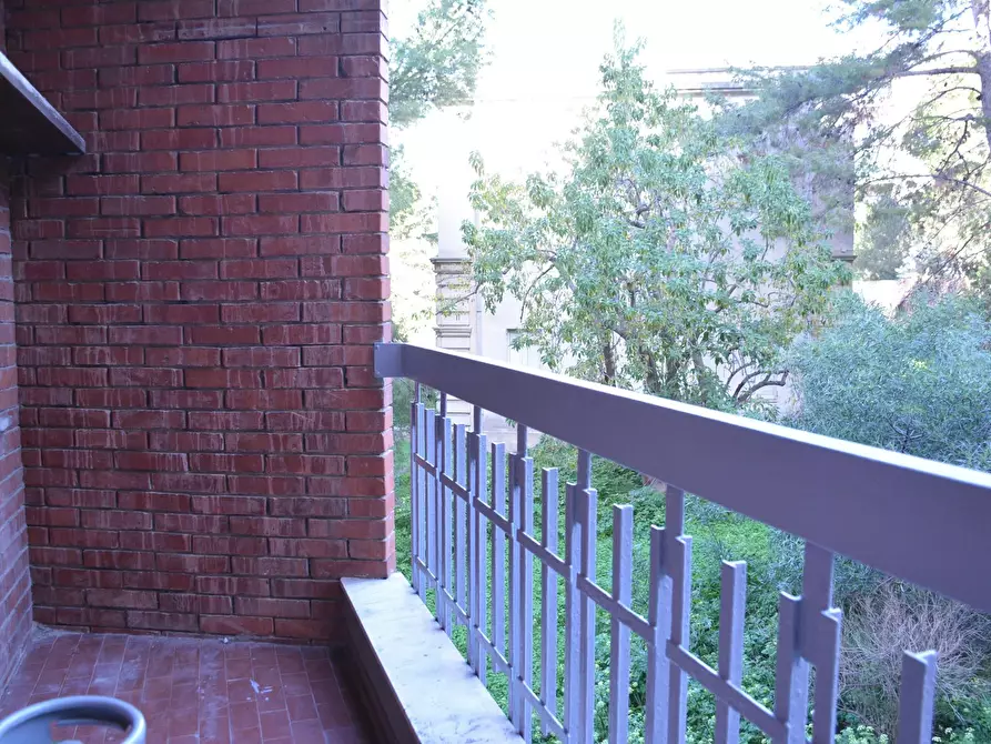 Immagine 7 di Camera in affitto  in Via Tigellio a Cagliari