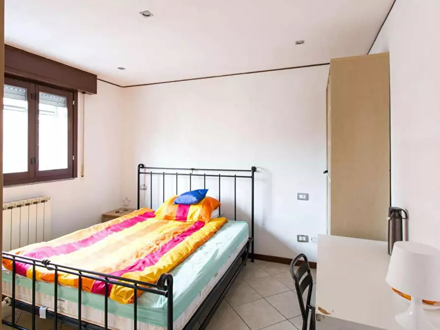 Immagine 3 di Camera in affitto  in Via Ettore Ponti a Milano