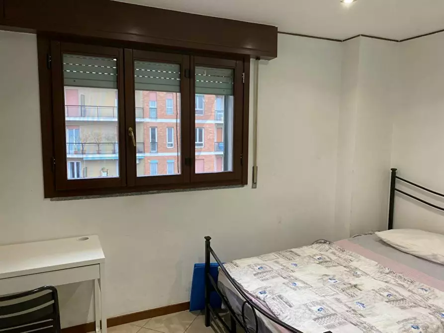 Immagine 4 di Camera in affitto  in Via Ettore Ponti a Milano