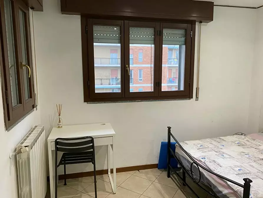 Immagine 2 di Camera in affitto  in Via Ettore Ponti a Milano