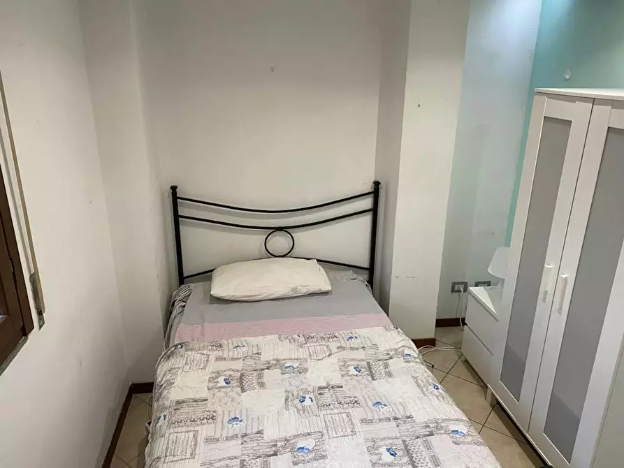 Immagine 5 di Camera in affitto  in Via Ettore Ponti a Milano