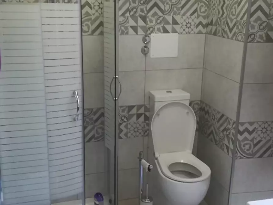 Immagine 10 di Camera in affitto  in Via Salvatore di Giacomo a Catania