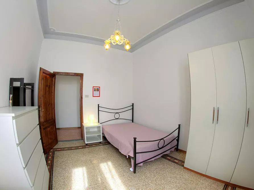 Immagine 1 di Camera in affitto  in Via Gaetano Milanesi a Firenze
