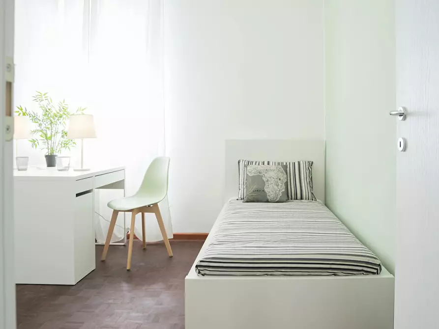 Immagine 6 di Camera condivisa in affitto  in Via John Fitzgerald Kennedy a Ferrara