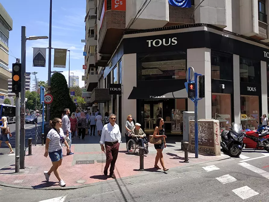 Immagine 8 di Camera in affitto  in Avenida Óscar Esplá a Alicante/Alacant