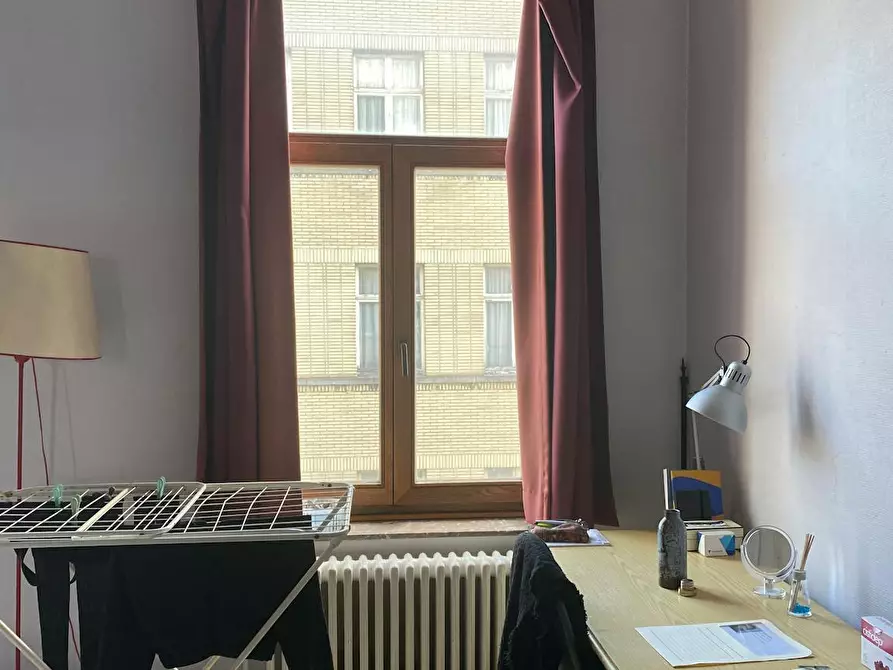 Immagine 4 di Camera in affitto  in Rue Vanderschrick a Saint-Gilles