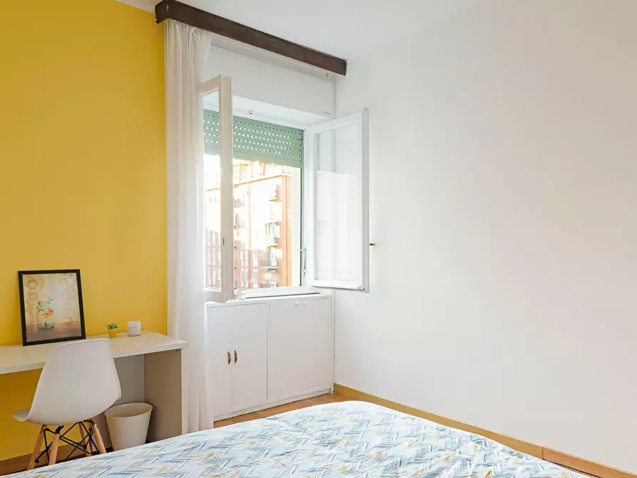 Immagine 3 di Camera in affitto  in Viale Carlo Troya a Milano