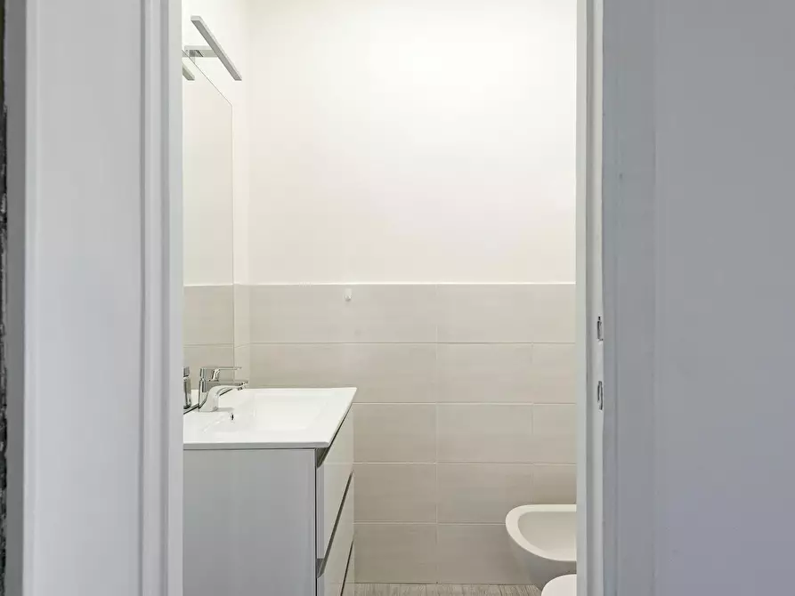 Immagine 9 di Camera in affitto  in Viale Carlo Troya a Milano