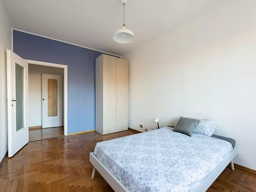 Immagine 2 di Camera in affitto  in Viale Carlo Troya a Milano