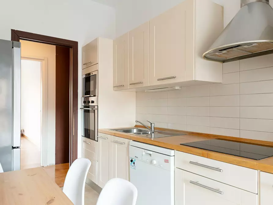 Immagine 7 di Camera condivisa in affitto  in Viale Carlo Troya a Milano