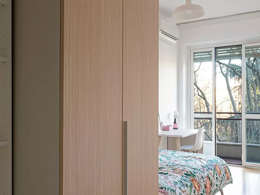 Immagine 3 di Camera in affitto  in Viale Carlo Troya a Milano