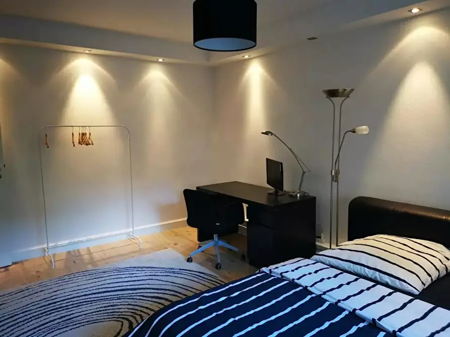 Immagine 9 di Appartamento in affitto  in Zähringerstraße a Berlin