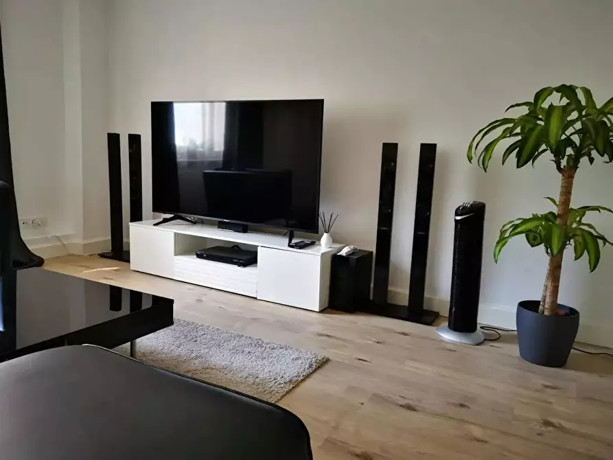 Immagine 2 di Appartamento in affitto  in Zähringerstraße a Berlin