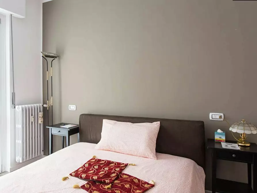 Immagine 3 di Camera in affitto  in Via Angelo Inganni a Milano