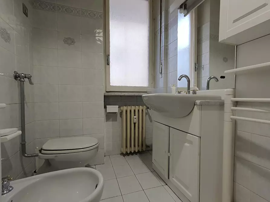 Immagine 4 di Camera in affitto  in Corso Carlo e Nello Rosselli a Torino