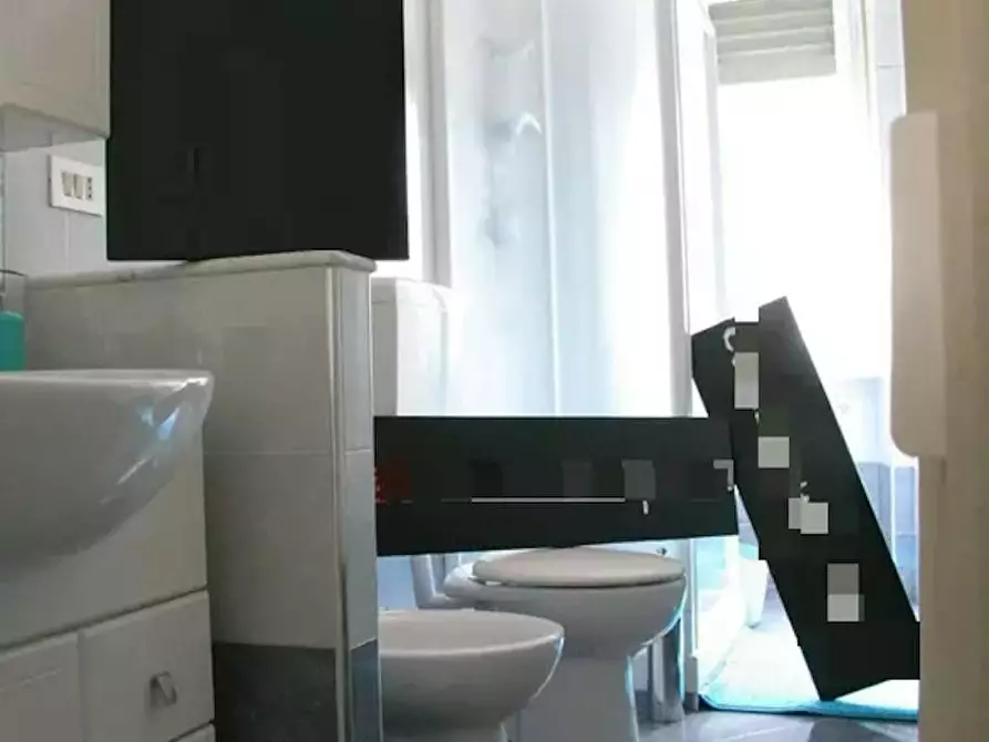 Immagine 3 di Camera in affitto  in Via Pallanza a Torino