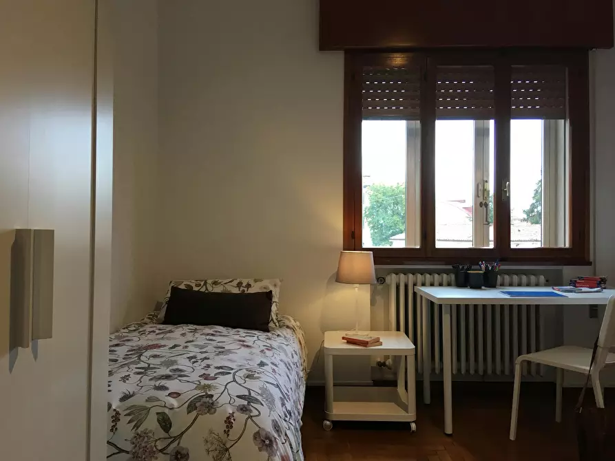 Immagine 4 di Camera condivisa in affitto  in Via Federico Confalonieri a Padova