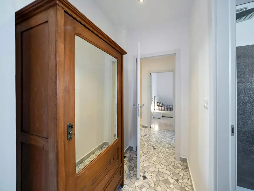 Immagine 10 di Camera condivisa in affitto  in Via Negroli a Milano