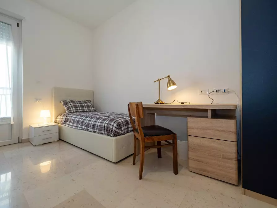 Immagine 5 di Camera condivisa in affitto  in Via Negroli a Milano