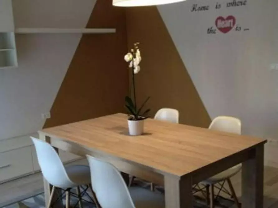 Immagine 8 di Camera condivisa in affitto  in Corso Orbassano a Torino