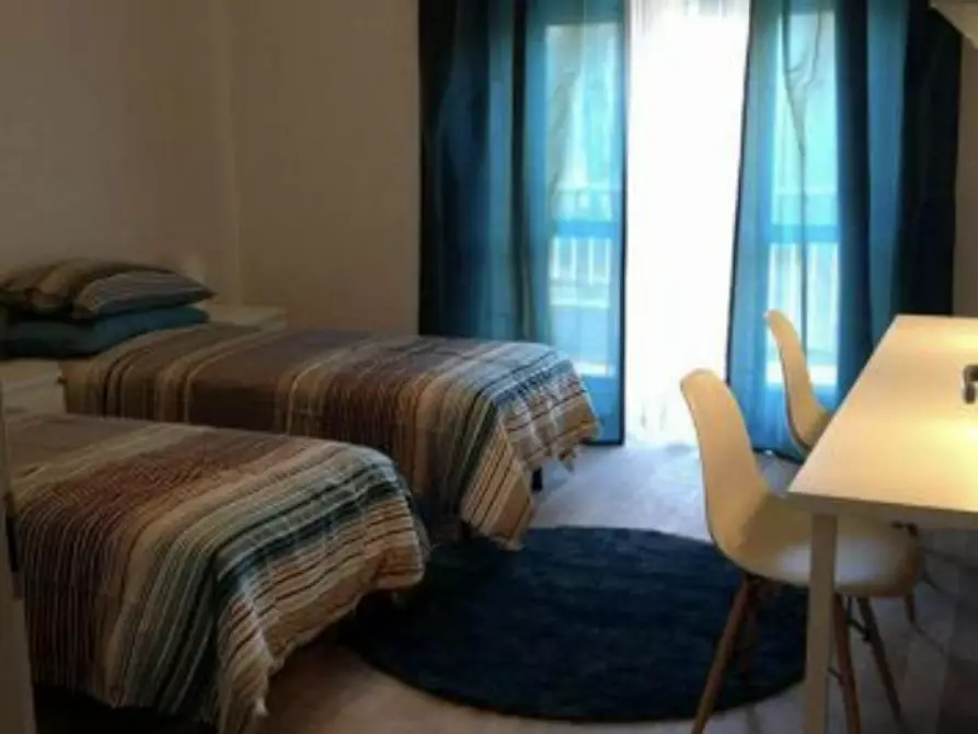 Immagine 3 di Camera condivisa in affitto  in Corso Orbassano a Torino