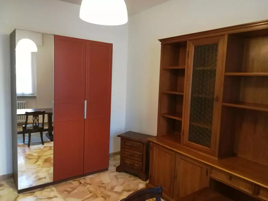 Immagine 3 di Camera in affitto  in Via Caduti di Cefalonia a Firenze