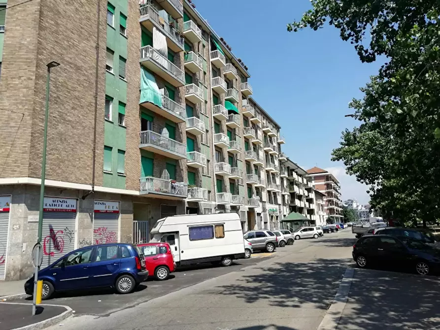 Immagine 3 di Camera in affitto  in Via Passo Buole a Torino