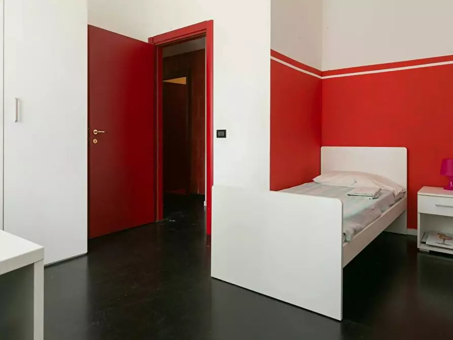 Immagine 3 di Camera condivisa in affitto  in Viale Liguria a Milano