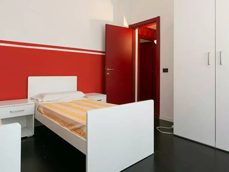 Immagine 5 di Camera condivisa in affitto  in Viale Liguria a Milano
