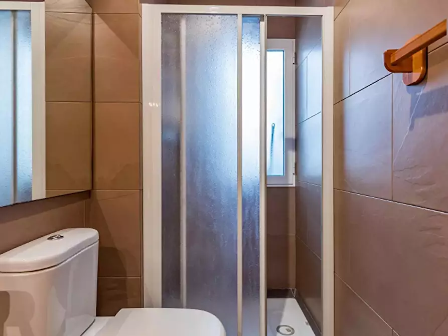 Immagine 7 di Camera in affitto  in Carrer del Duc de Gaeta a Valencia