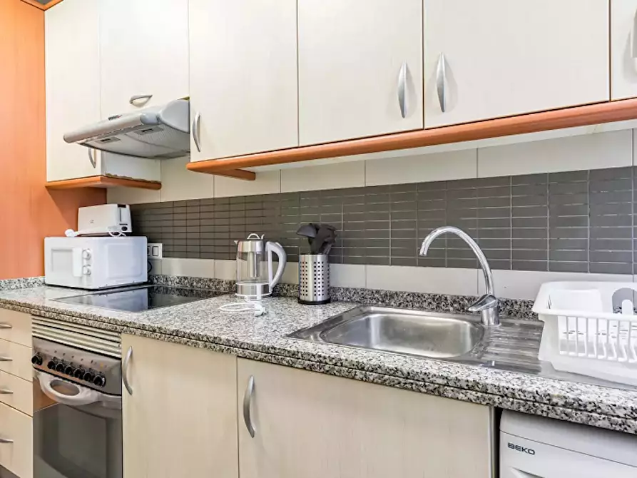 Immagine 5 di Camera in affitto  in Carrer del Duc de Gaeta a Valencia