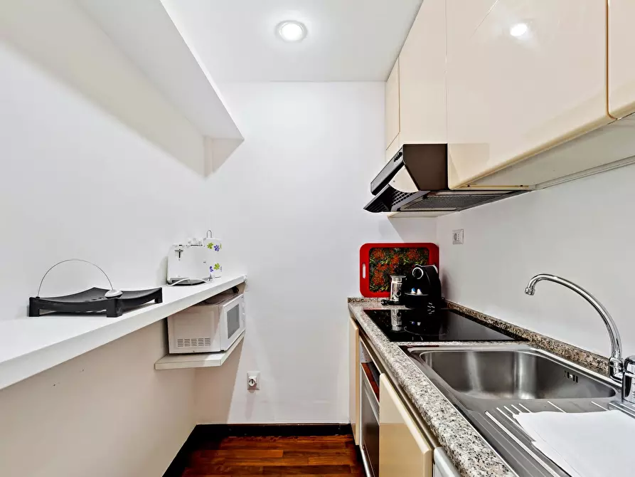 Immagine 9 di Appartamento in affitto  in Piazza San Marco a Milano