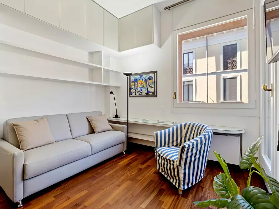 Immagine 6 di Appartamento in affitto  in Piazza San Marco a Milano