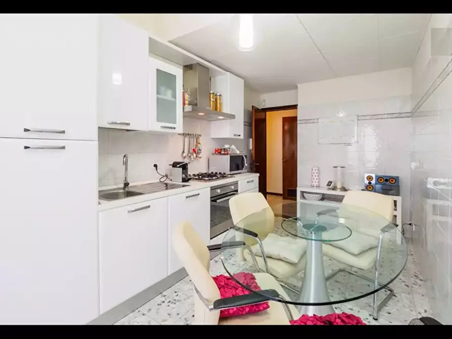 Immagine 9 di Camera in affitto  in Via Leo Longanesi a Milano