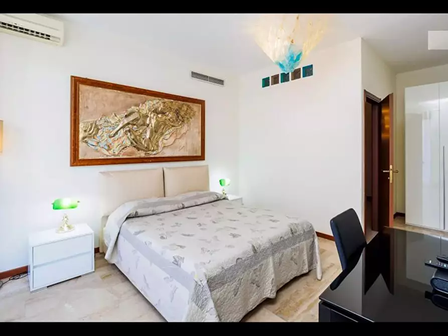 Immagine 3 di Camera in affitto  in Via Leo Longanesi a Milano