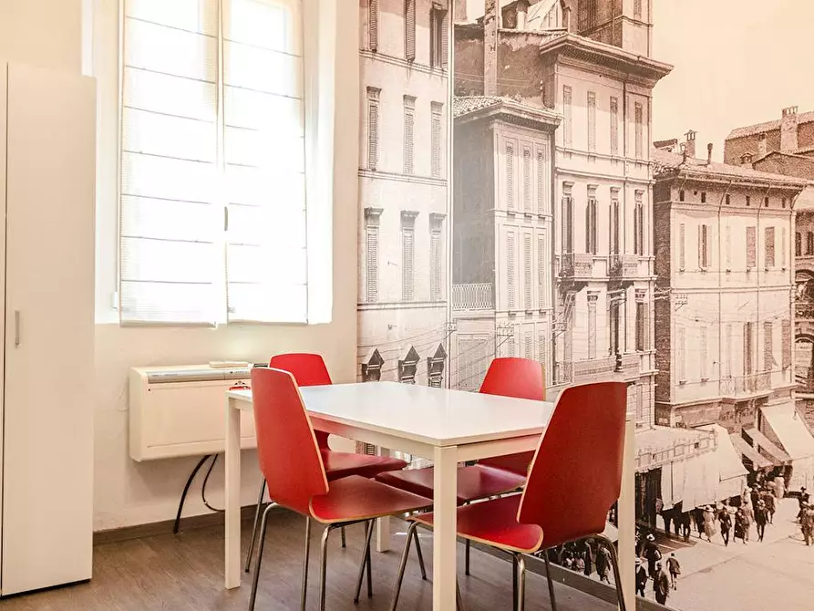 Immagine 10 di Appartamento in affitto  in Via Sant'Apollonia a Bologna