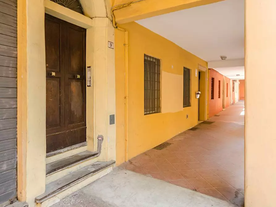 Immagine 3 di Appartamento in affitto  in Via Sant'Apollonia a Bologna