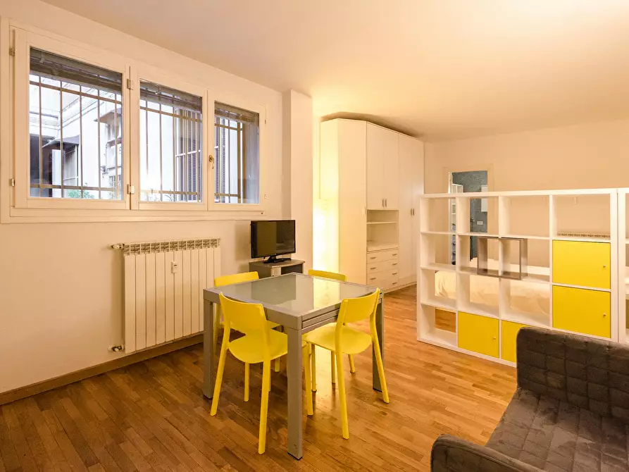 Immagine 6 di Appartamento in affitto  in Via San Felice a Bologna