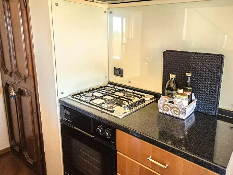 Immagine 10 di Appartamento in affitto  in Via Oreste Regnoli a Bologna